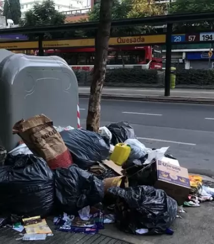 Sin recolecci�n de basura: CABA no licitar� las gr�as de acarreo y Moyano presiona.