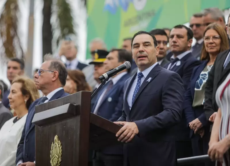 El gobernador de Corrientes, Gustavo Valds, uno de los denunciados por el fiscal Guillermo Marijuan