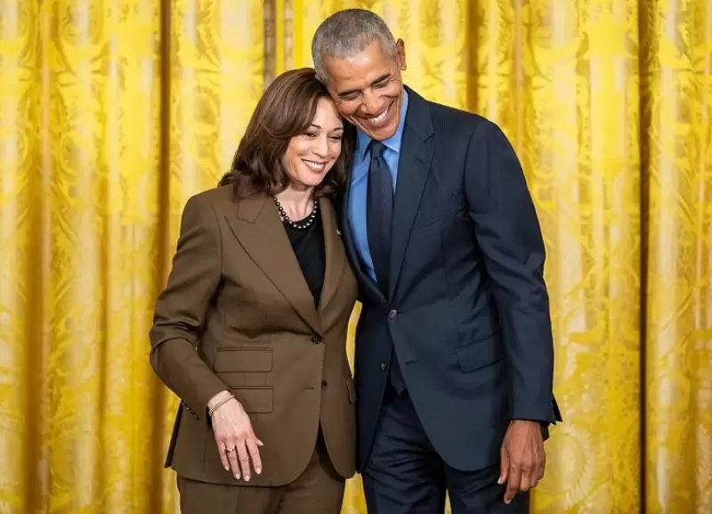 Kamala Harris y Barack Obama en 2022.