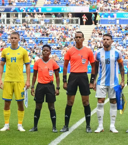 Ambas selecciones se juegan un lugar en los cuartos de final.