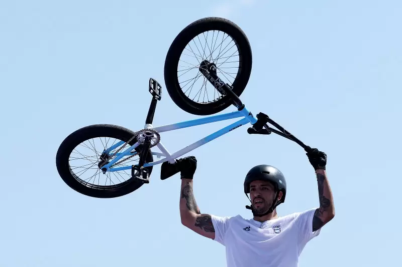 Jos "Maligno" Torres durante la final de BMX Freestyle en los Juegos Olmpicos Pars 2024