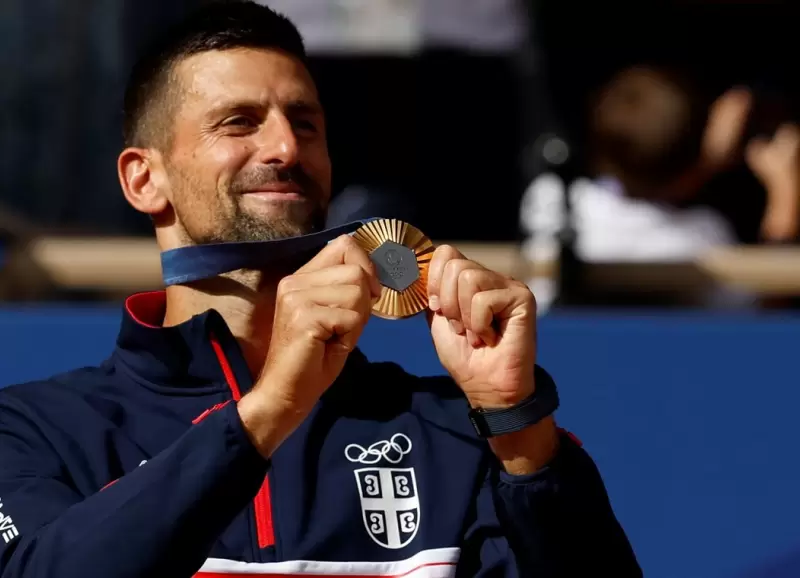 Djokovic venci a Alcaraz y conquist el oro olmpico por primera vez.