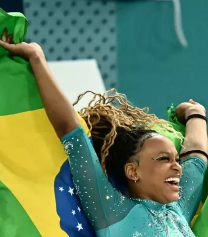 Quin es Rebeca Andrade, la brasilera que derrot a Simone Biles.