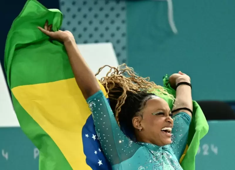 Quin es Rebeca Andrade, la brasilera que derrot a Simone Biles.