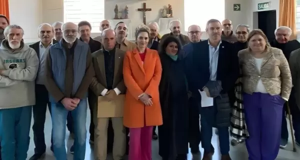 La visita de Lourdes Arrieta y otros 5 diputados de La Libertad Avanza a Alfredo Astiz y otros detenidos condenados por delitos de lesa humanidad