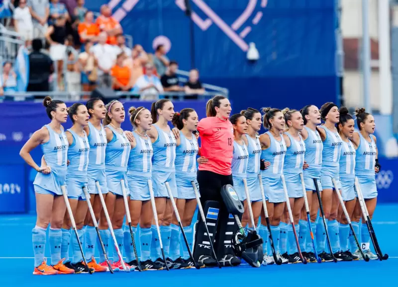 Las Leonas, antes de empezar el partido contra Blgica por la medalla de bronce.