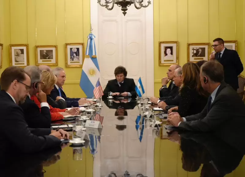 El presidente Javier Milei junto a la delegacin de congresistas de Estados Unidos.