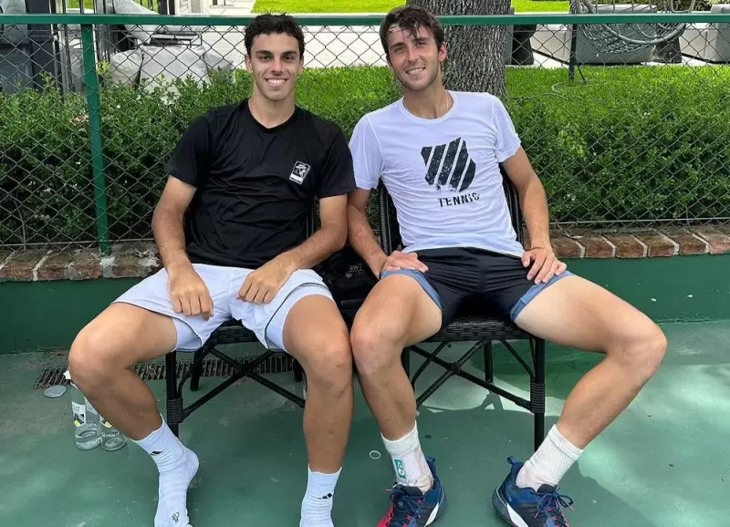 Los argentinos Francisco Cerndolo y Toms Etcheverry, los dos amigos que se enfrentarn en el US Open