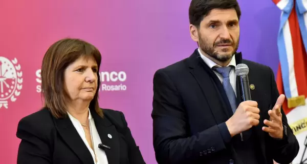 Bullrich y el gobernador santafesino Maximiliano Pullaro en Rosario