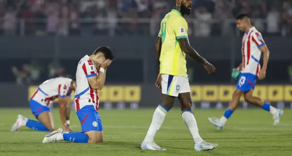 Los jugadores paraguayos celebran la histrica victoria frente a Brasil