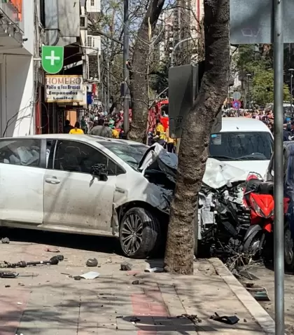 El auto que provoc los daos.