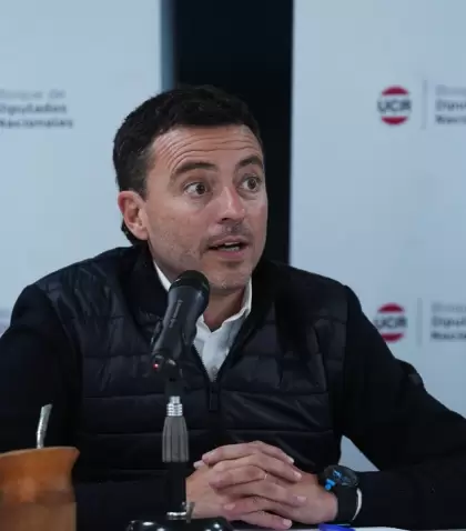 El jefe de bloque de la Uni�n C�vica Radical en la C�mara de Diputados, Rodrigo De Loredo