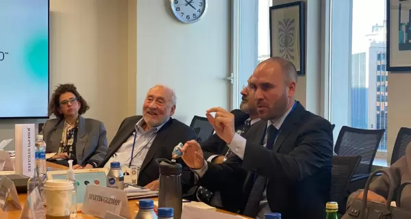 Mart�n Guzm�n y Joseph Stiglitz