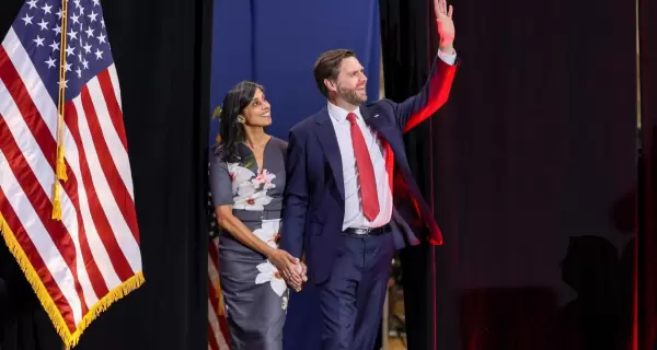JD Vance y su esposa Usha