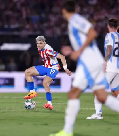 Argentina no pudo en Asunci�n y se fue con las manos vac�as