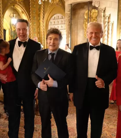 El canciller Gerardo Werthein, el magnate Elon Musk, Milei, Trump y la secretaria General de la Presidencia, Karina Milei