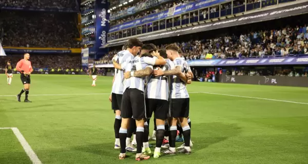 Argentina se impuso 1 a 0 anoche en La Bombonera