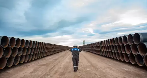 YPF ya comenz� el primer tramo de la obra, que une Vaca Muerta con Allen
