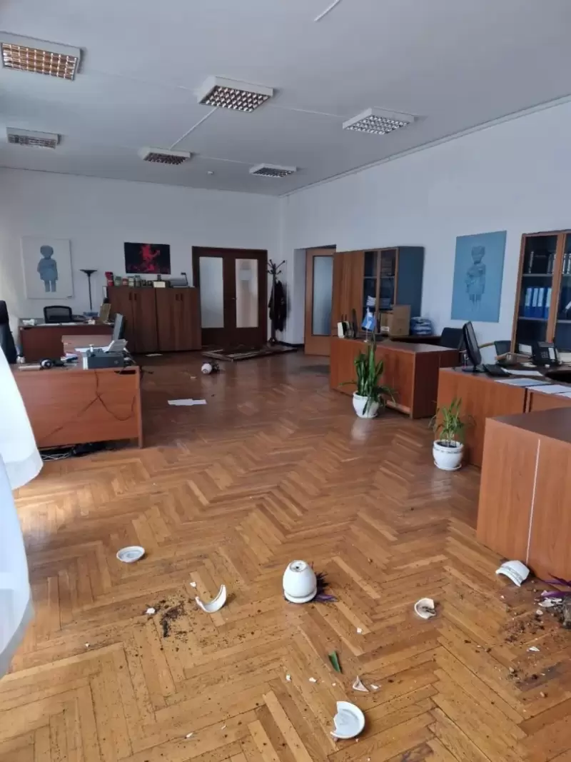 ataque_ucrania_embajada_argentina_2