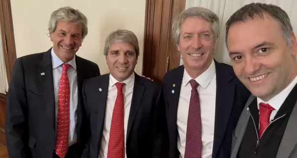 Manuel Adorni, Santiago Bausili, Luis Caputo y Juan Pazo