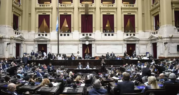 Tres diputados de Catamarca dejaron el bloque de Uni�n por la Patria.