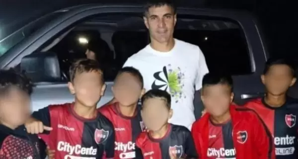 La foto que se tomaron los ni�os junto a Ignacio Malcorra.