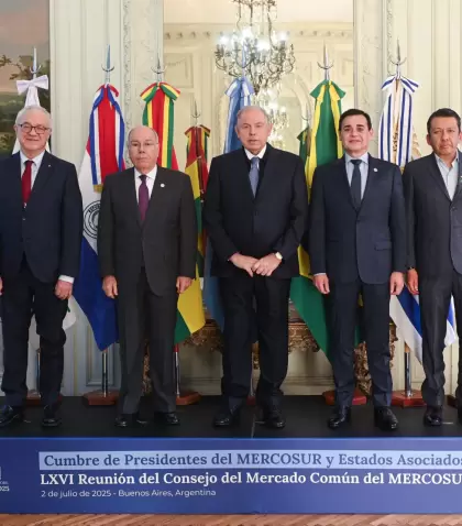 En el centro, el canciller Gerardo Werthein junto a sus pares del Mercosur.