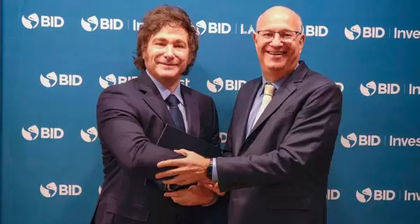 El presidente Javier Milei y el presidente del BID, Ilan Goldfajn.
