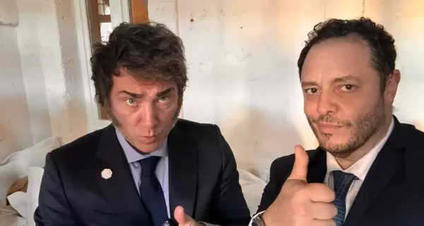 Javier Milei y Demian Reidel.