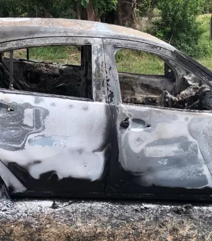 As� qued� el auto de la familia Mart�nez Lantos.