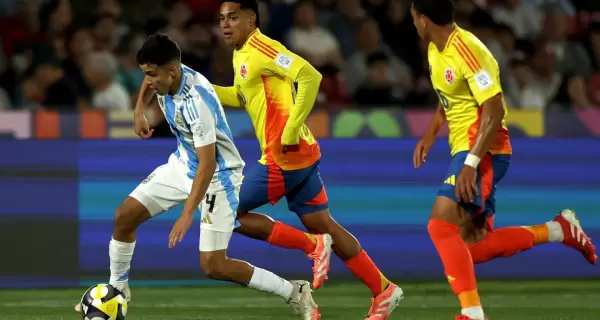 Argentina venci� a Colombia por 1-0.
