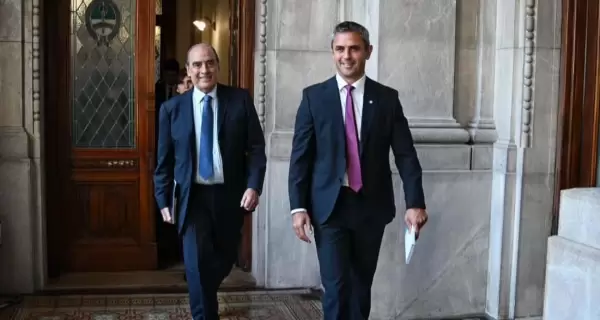 El jefe de Gabinete, Guillermo Francos, y el presidente de la C�mara de Diputados, Mart�n Menem.