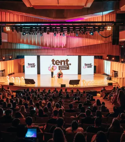 Primera edici�n del Tent Creator Summit.