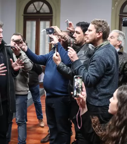El presidente Javier Milei en 2024 durante un saludo a los acreditados en Casa Rosada por el D�a del Periodista.