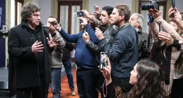 El presidente Javier Milei en 2024 durante un saludo a los acreditados en Casa Rosada por el D�a del Periodista.