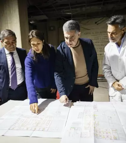 Jorge Macri en el Hospital Fern�ndez, en el barrio porte�o de Palermo.