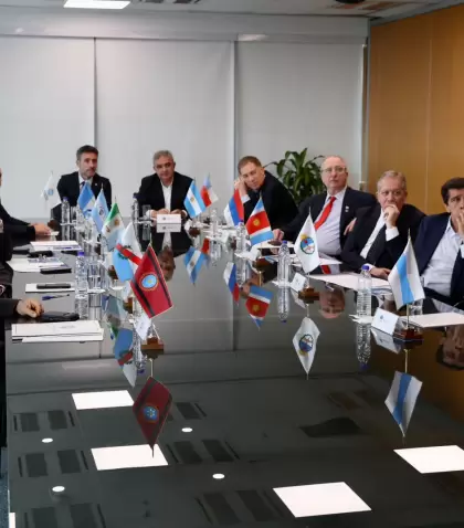 Santilli junto a los gobernadores del Norte Grande en el CFI.