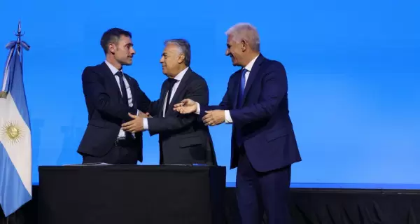 Lamothe, Cornejo y Poggi en la apertura del Encuentro Federal de Industrial Culturales.