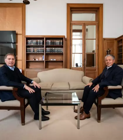 El ministro del Interior, Diego Santilli, y el gobernador de Neuqu�n, Rolando Figueroa.