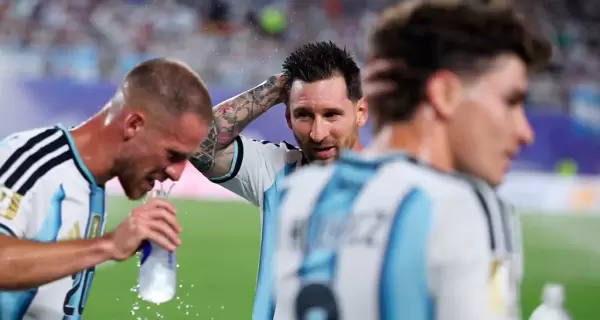 Tarjeta amarilla: la controversia por la pausa de hidrataci�n en el Mundial 2026.