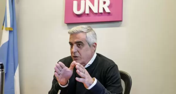Franco Bartolacci, rector de la UNR.