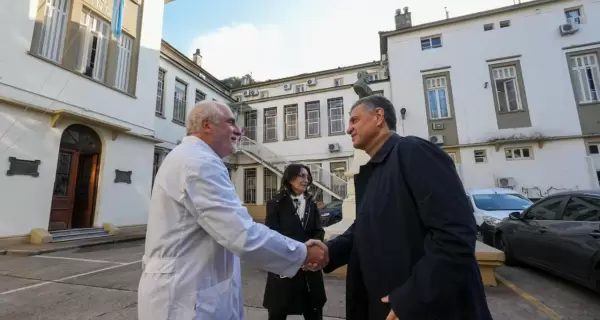Jorge Macri en el Hospital Guti�rrez.